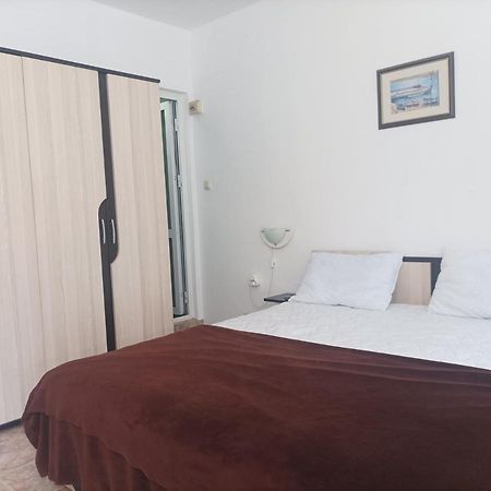 Family Hotel Bohemi II بريمورسكو المظهر الخارجي الصورة