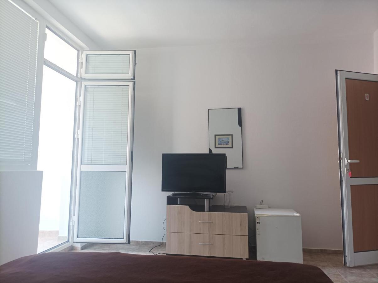 Family Hotel Bohemi II بريمورسكو المظهر الخارجي الصورة